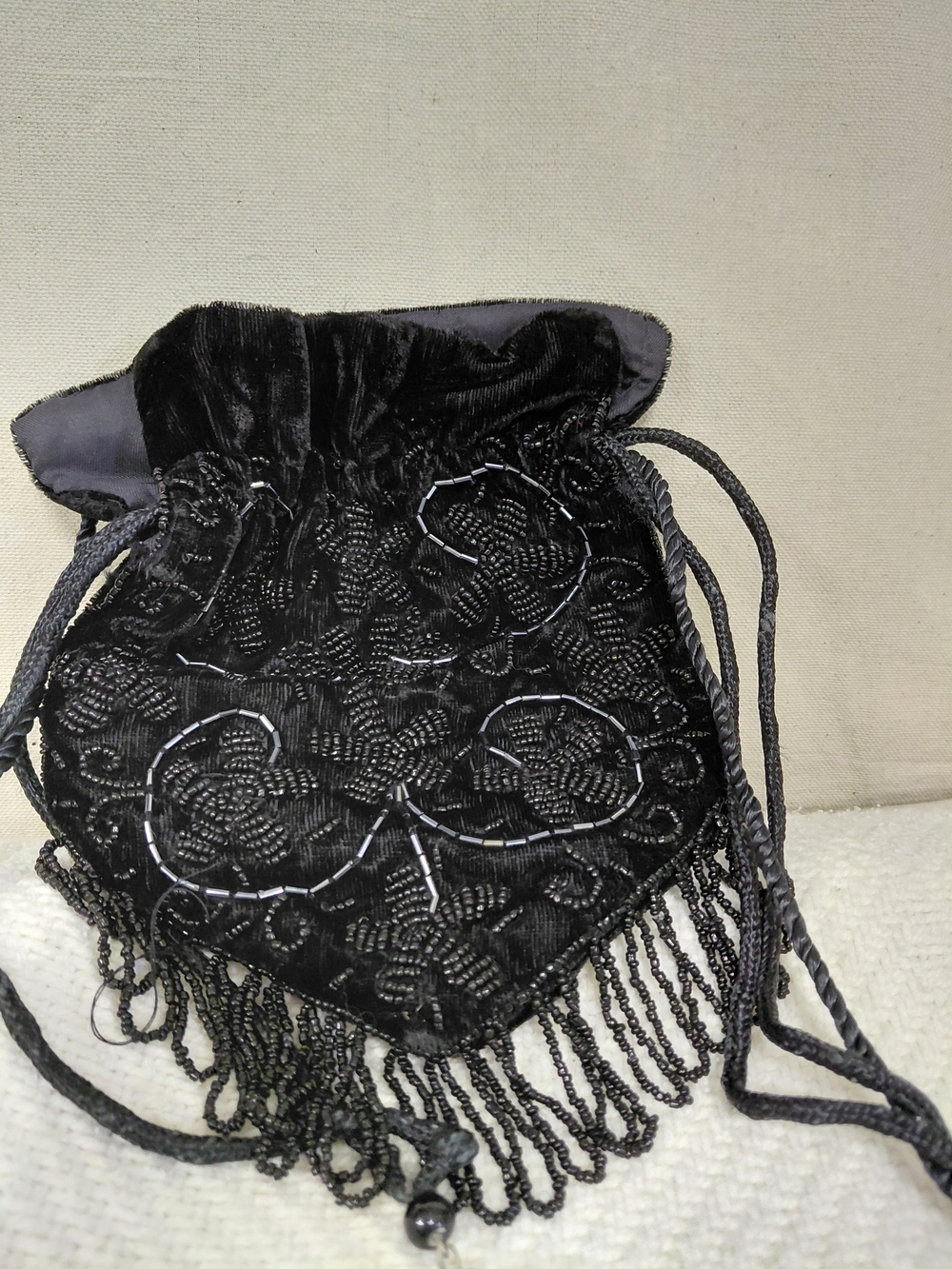 Velvet Beaded Drawstring Evening Bag - Black